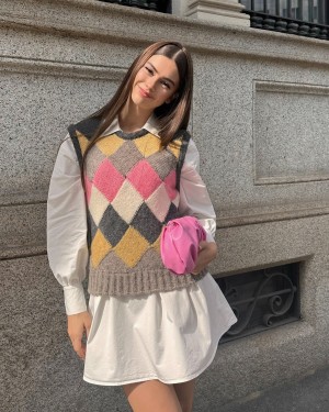 Vittoria Milanese Photo #34