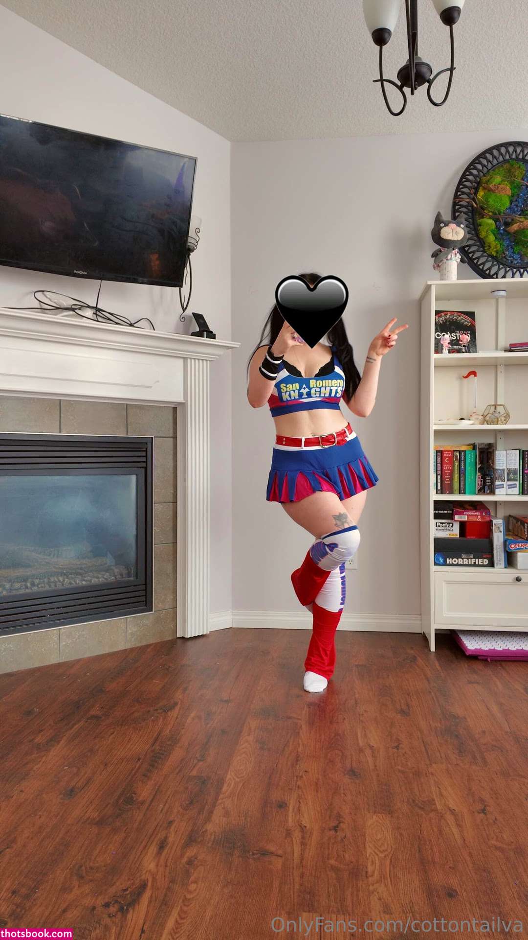 Cottontailva Photo #122