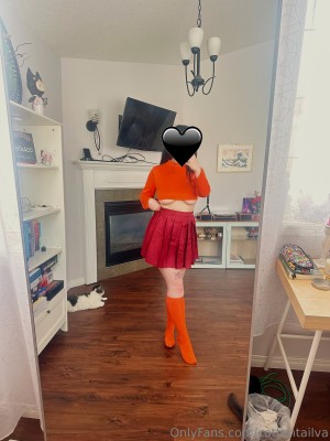 Cottontailva Photo #131