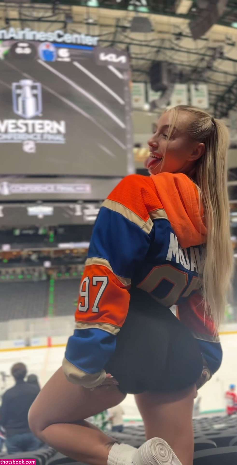 Therealbrittfit Photo #305