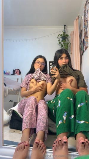 Elain3uwu Photo #176