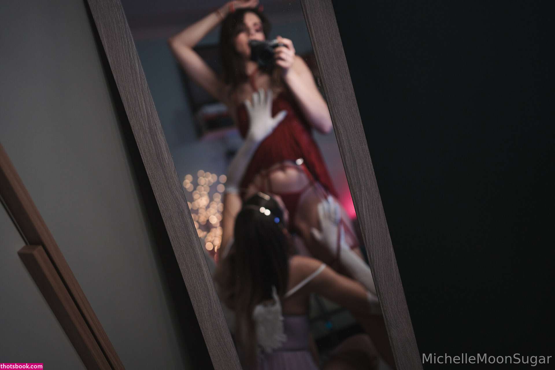 Ellie Land Photo #187