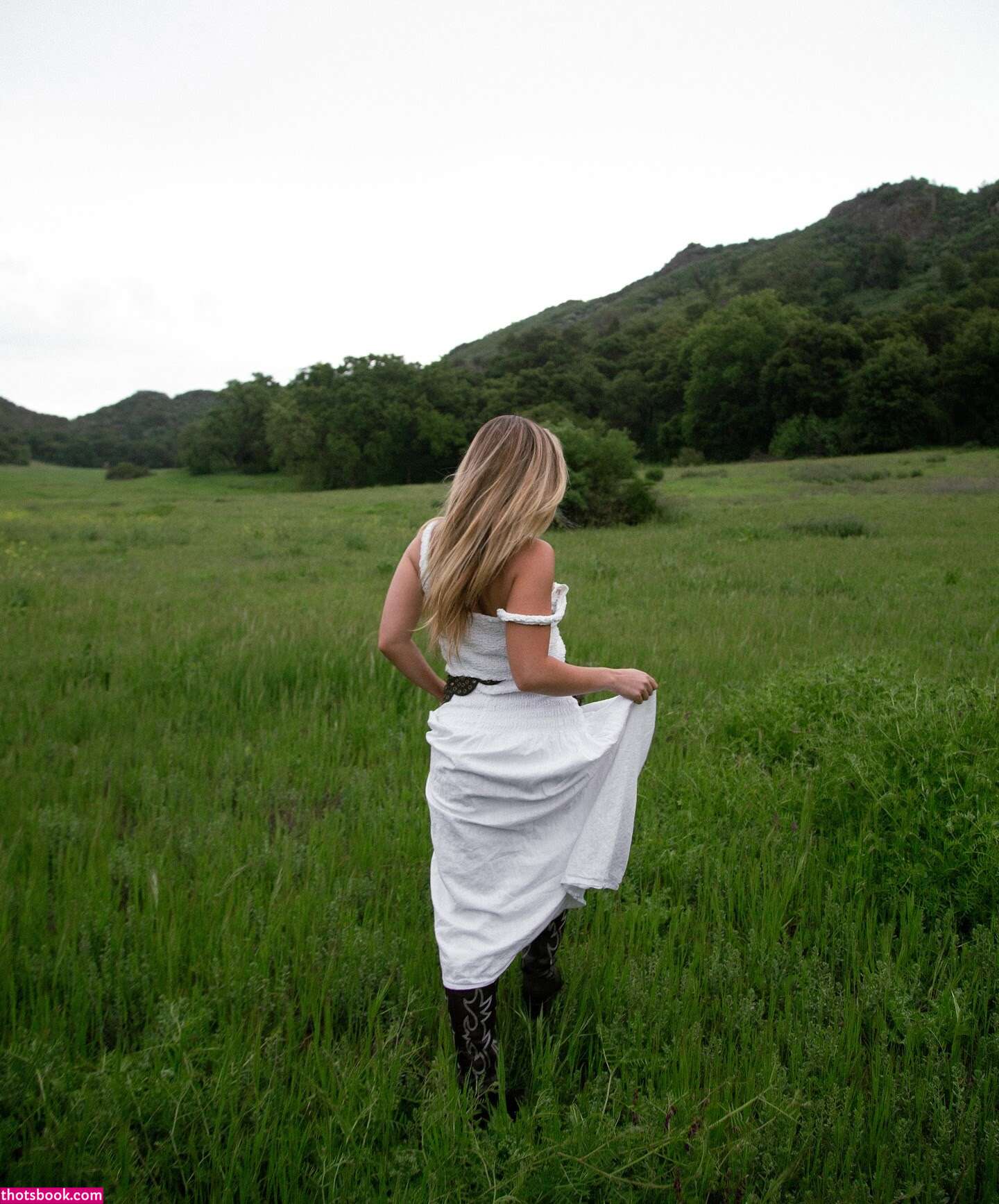 Heloise Hut Photo #87