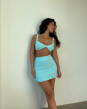 Julia Kelly Photo #16