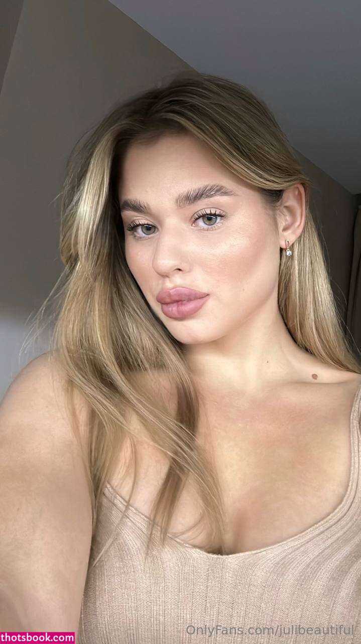 julibeautiful Photo #16