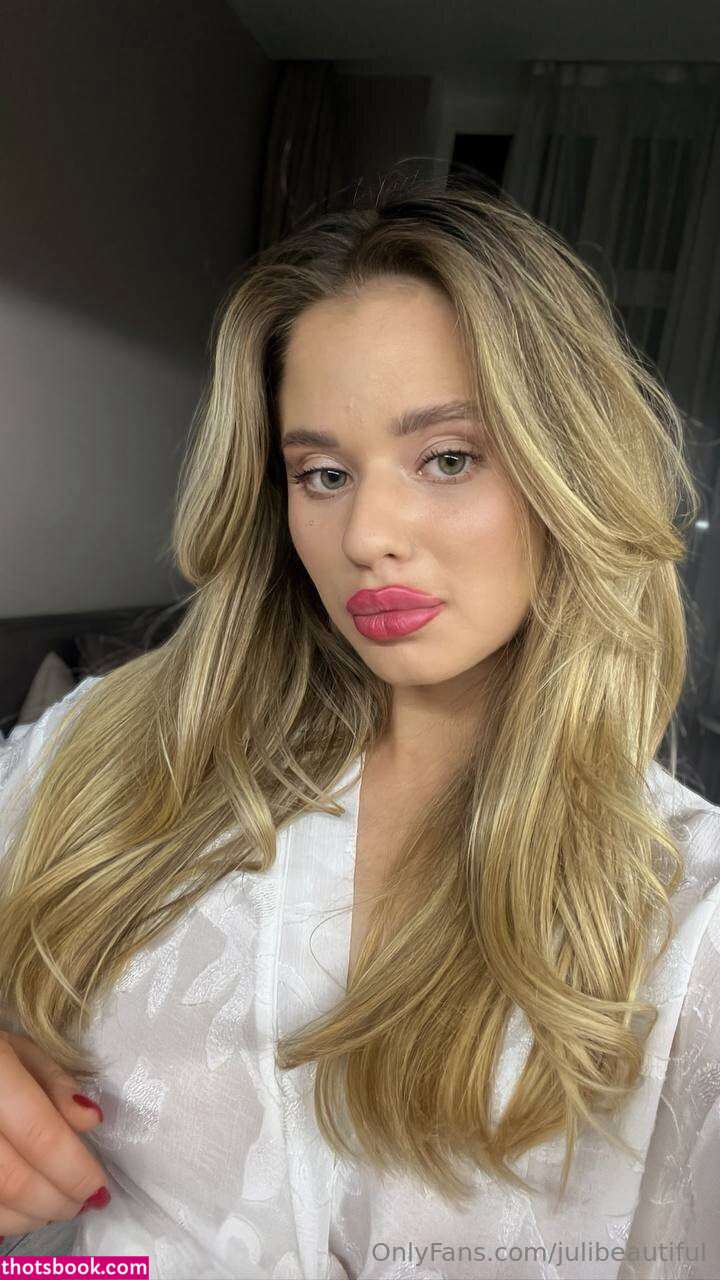 julibeautiful Photo #33