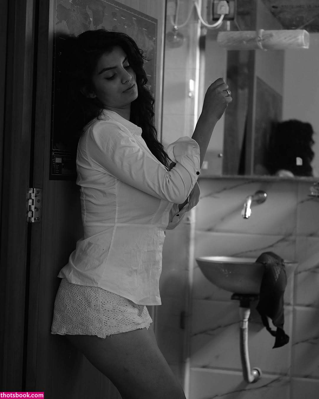 Anveshi Jain Photo #17