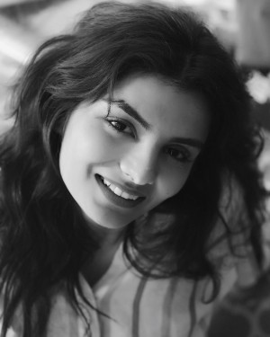 Anveshi Jain Photo #18