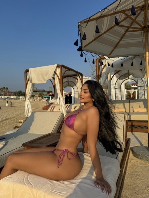 arianasayani Post #2