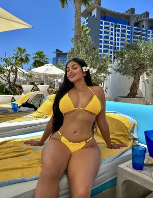 arianasayani Photo #13