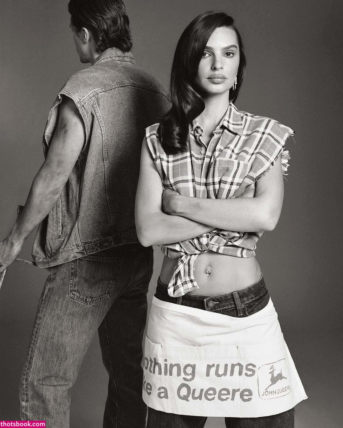 Emily Ratajkowski Photo #337