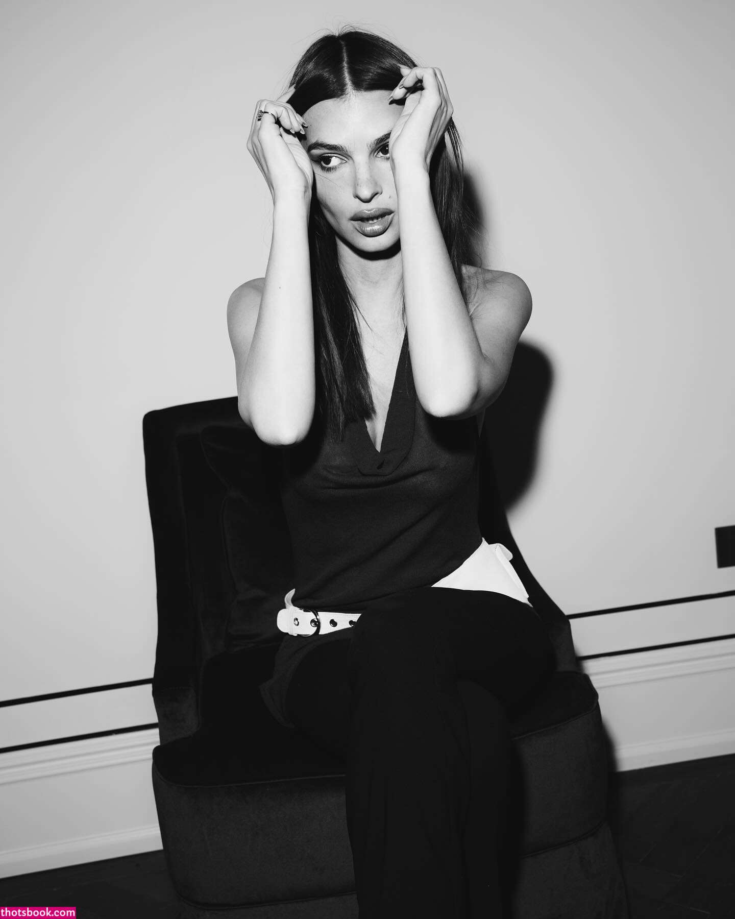 Emily Ratajkowski Photo #358