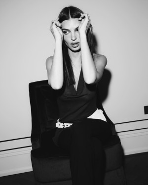 Emily Ratajkowski Photo #358