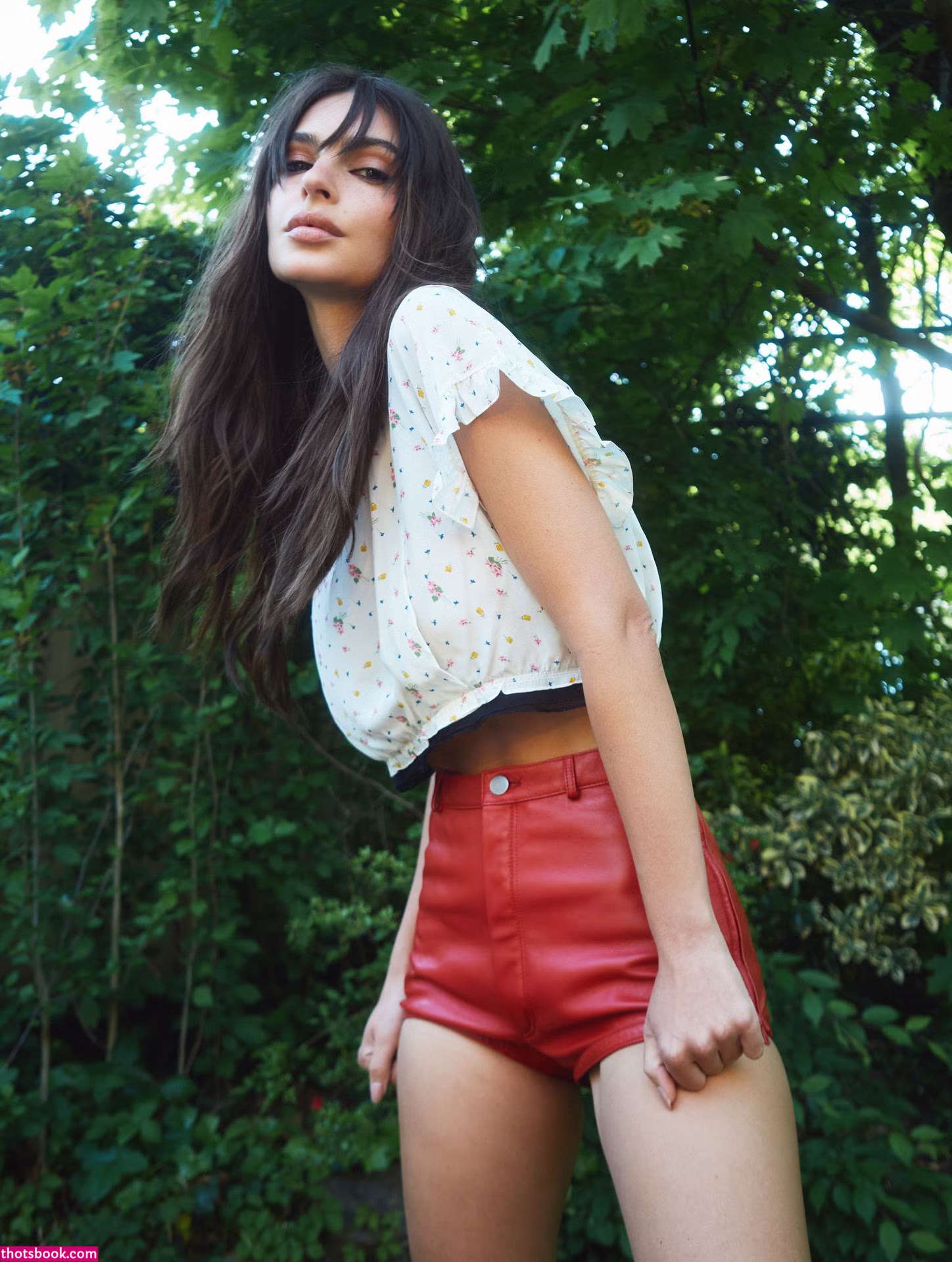 Emily Ratajkowski Photo #371