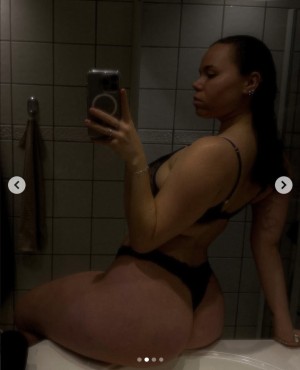 kkriskissd Photo #26