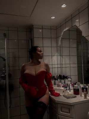 kkriskissd Photo #60