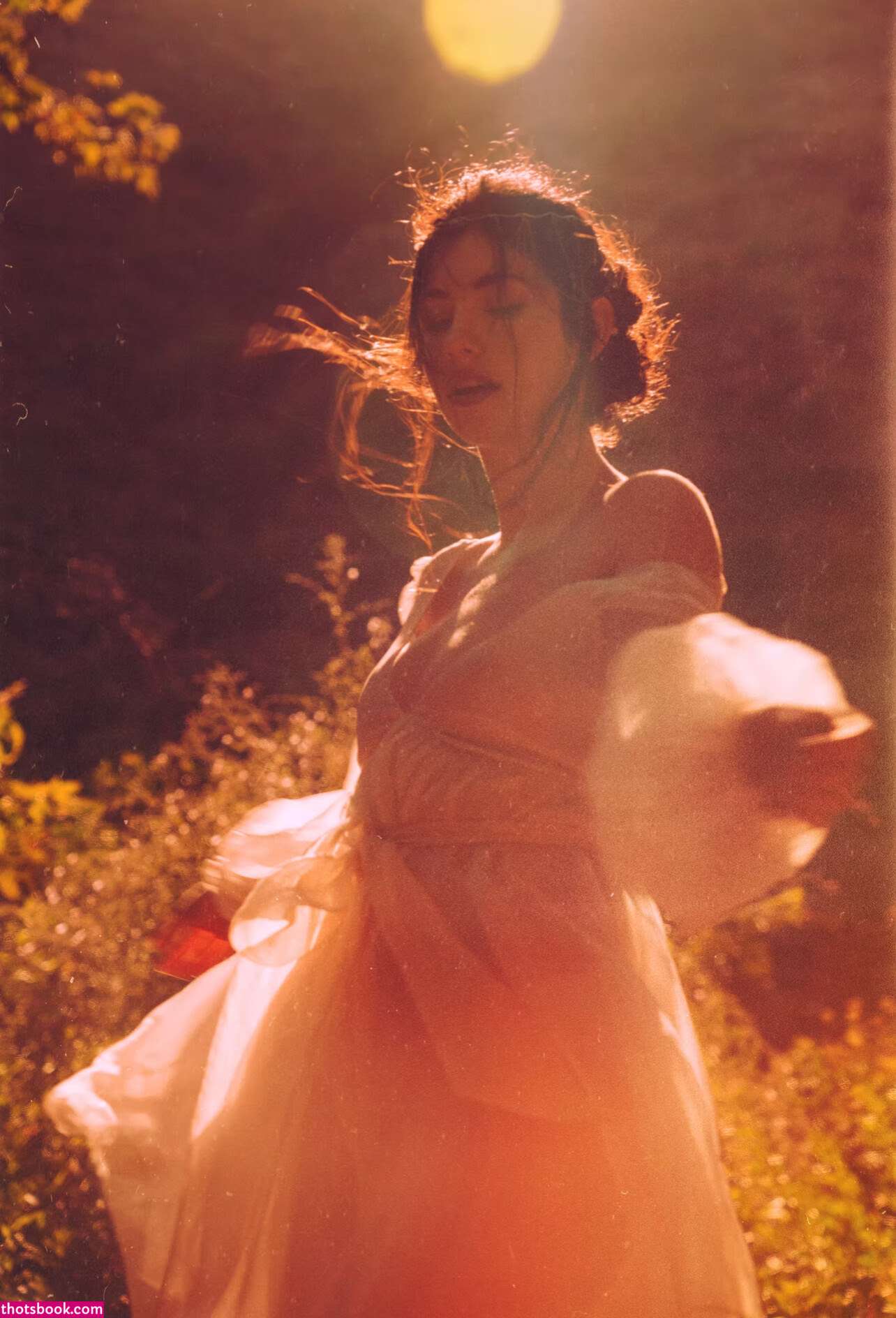 Maud Elena Photo #22