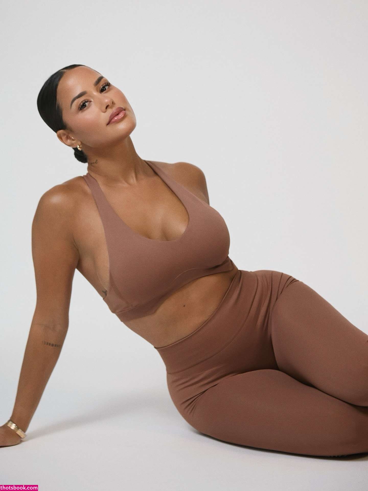 Katya Elise Henry Photo #139