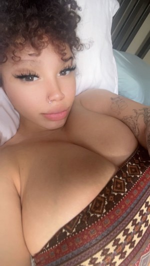 dahliagoth420 Photo #1