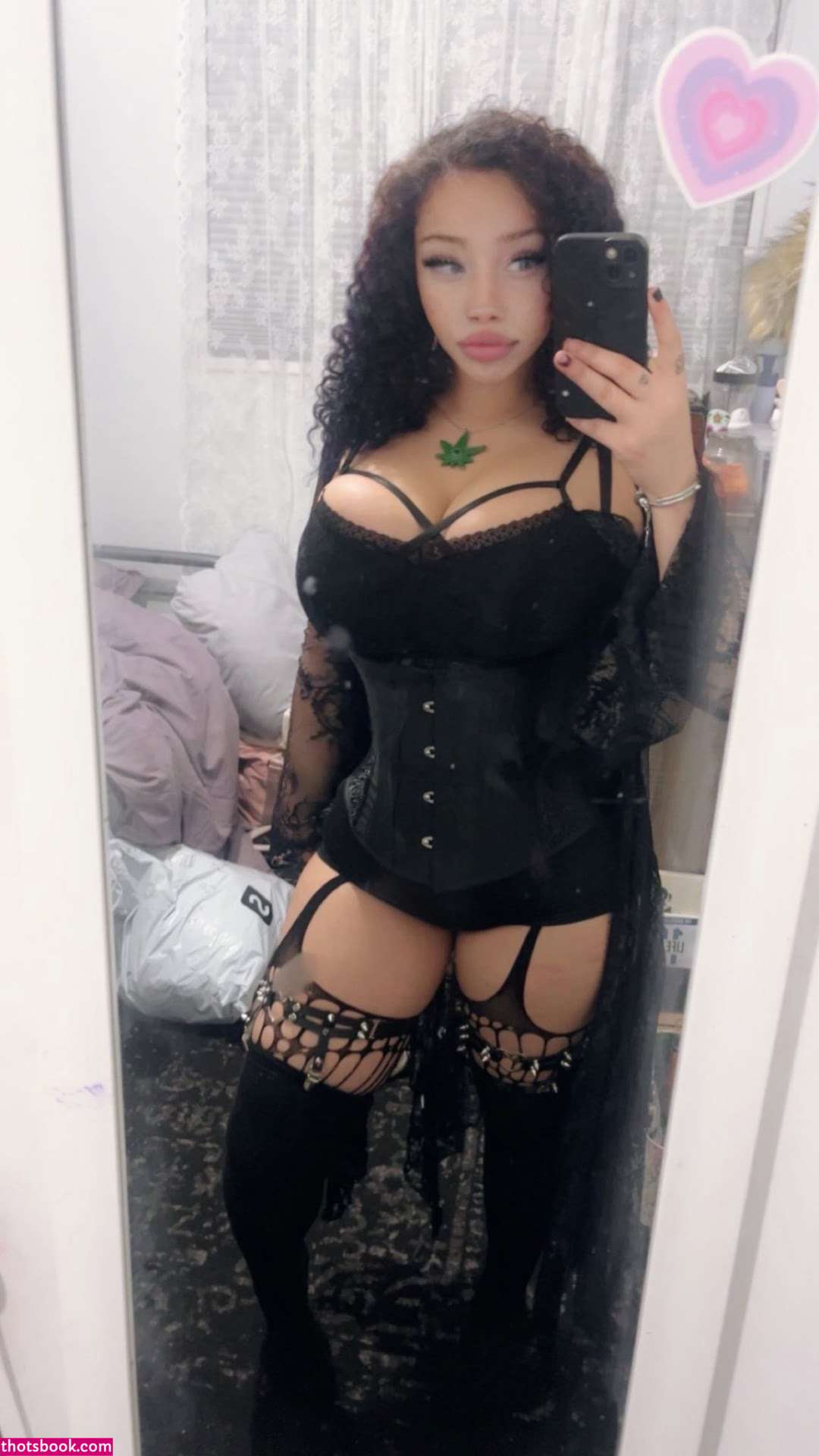 dahliagoth420 Photo #15