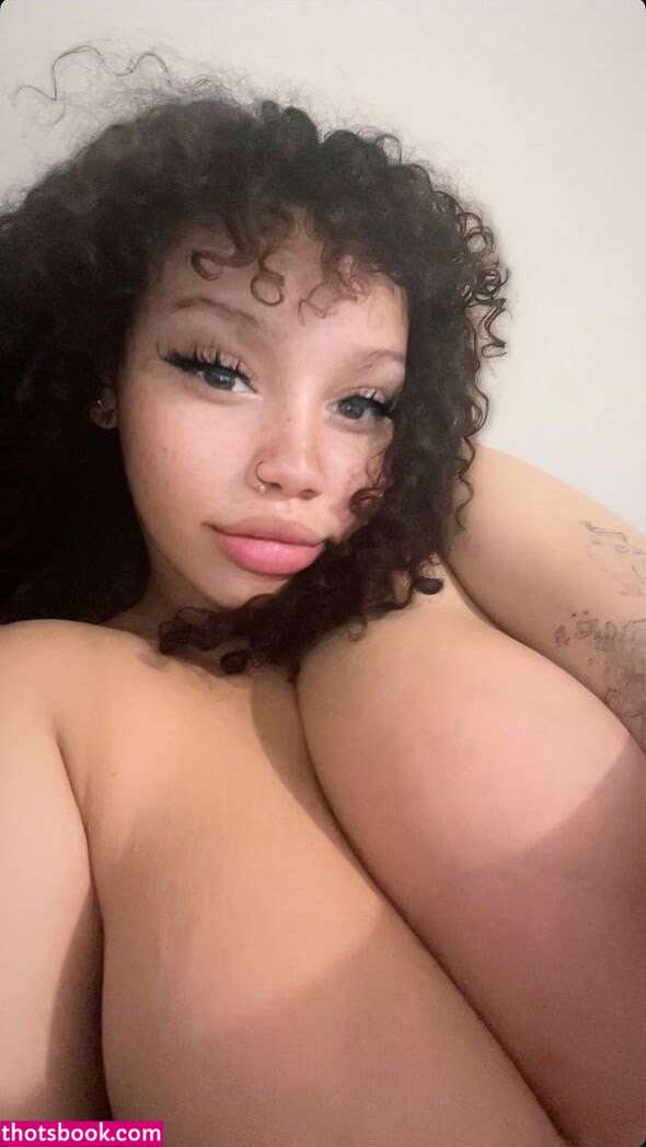 dahliagoth420 Photo #27