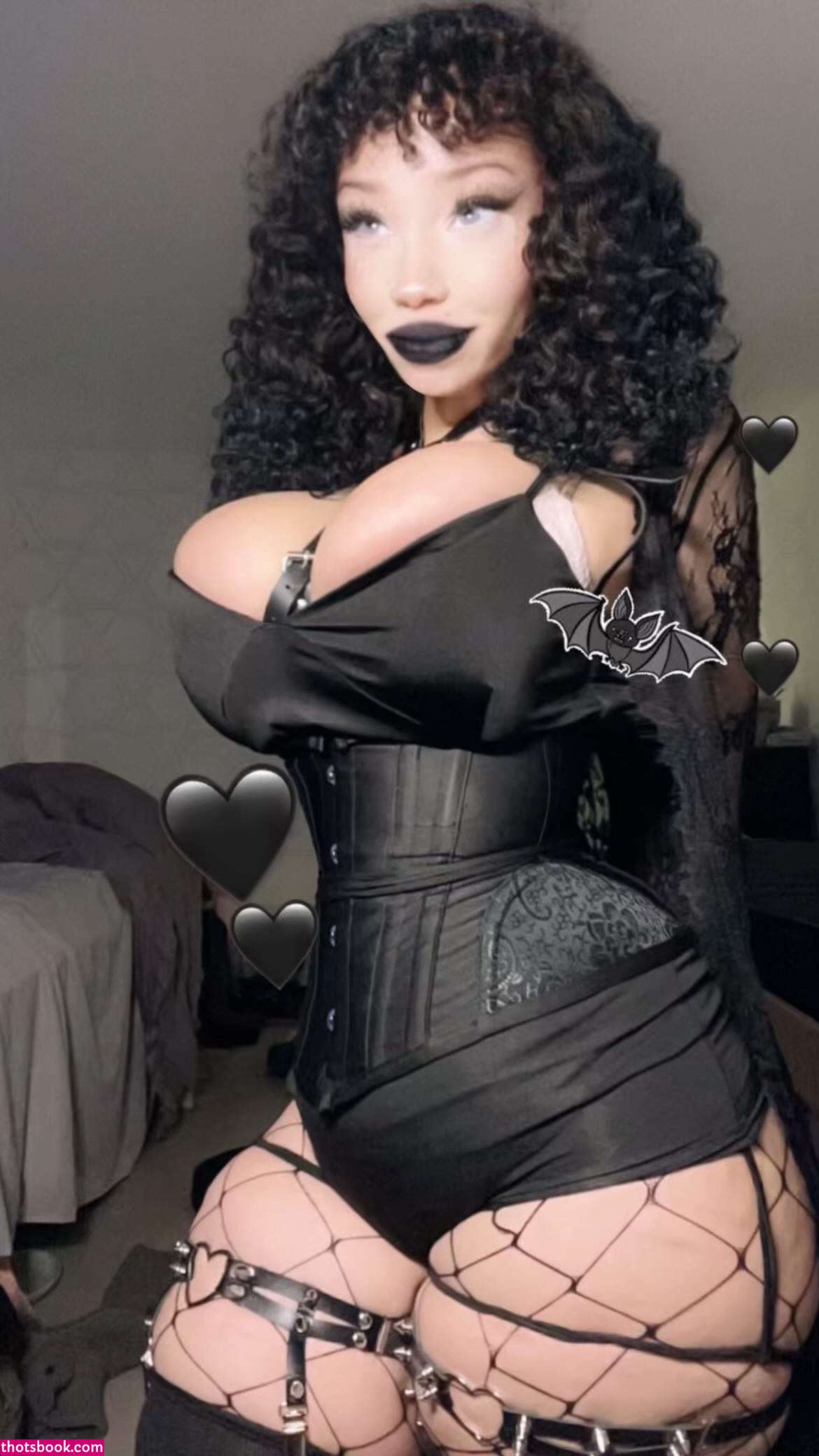 dahliagoth420 Photo #29