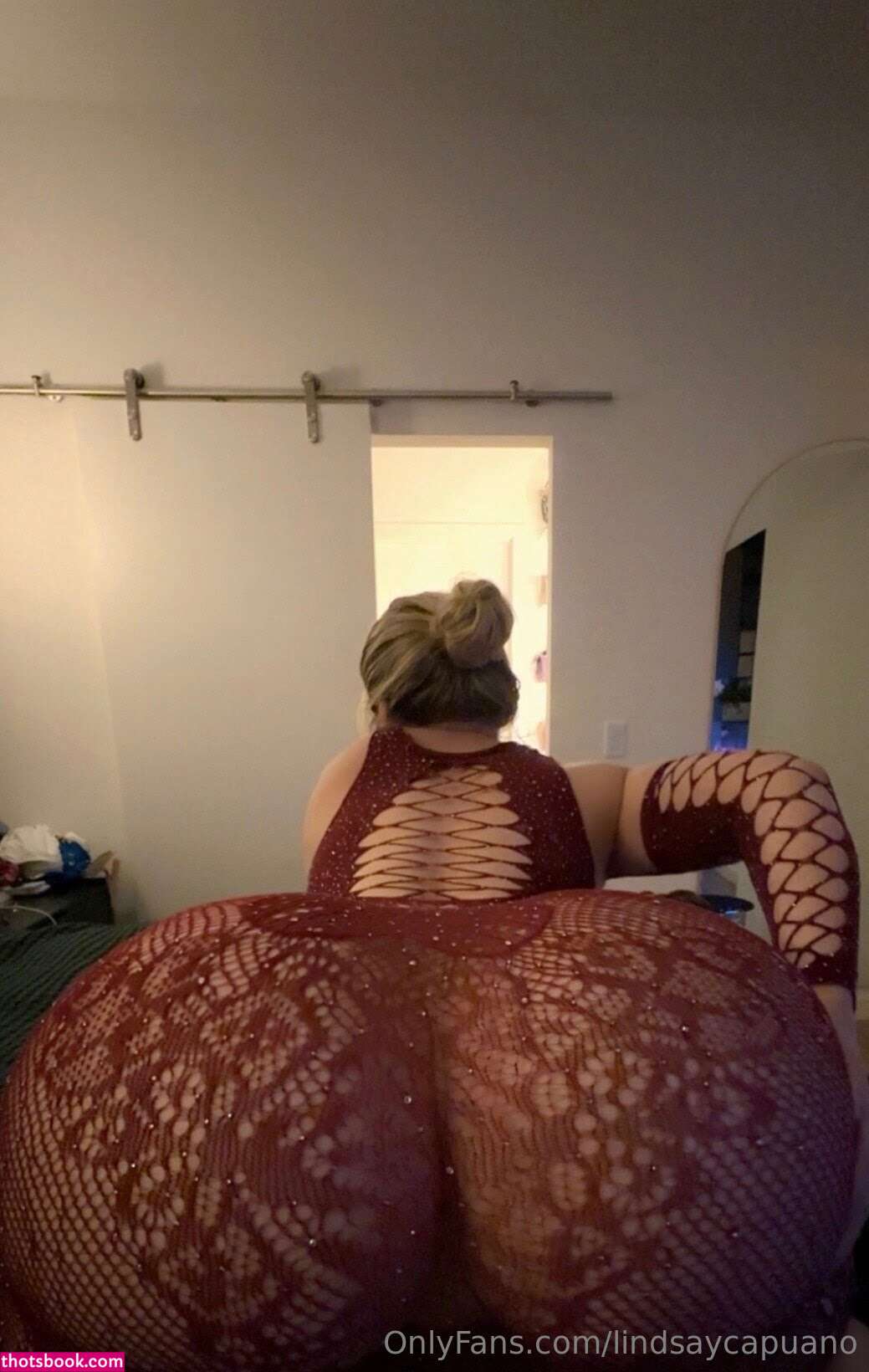 Lindsay Capuano Photo #285