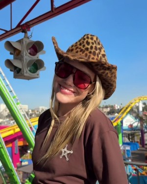 Olivia Ponton Photo #146