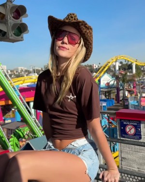 Olivia Ponton Photo #148