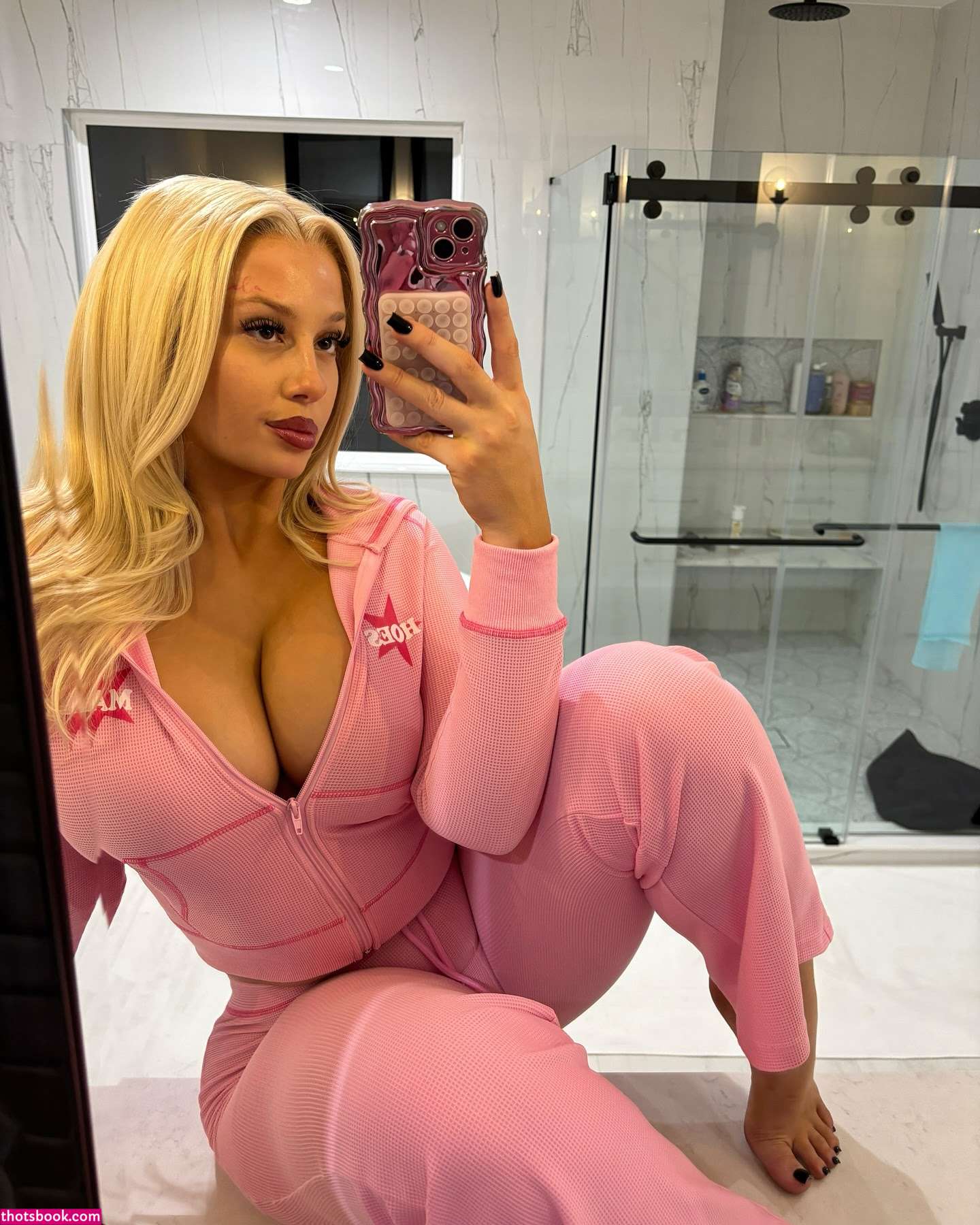 amelaomore Photo #83