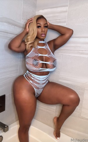 Mslauderdale Photo #28