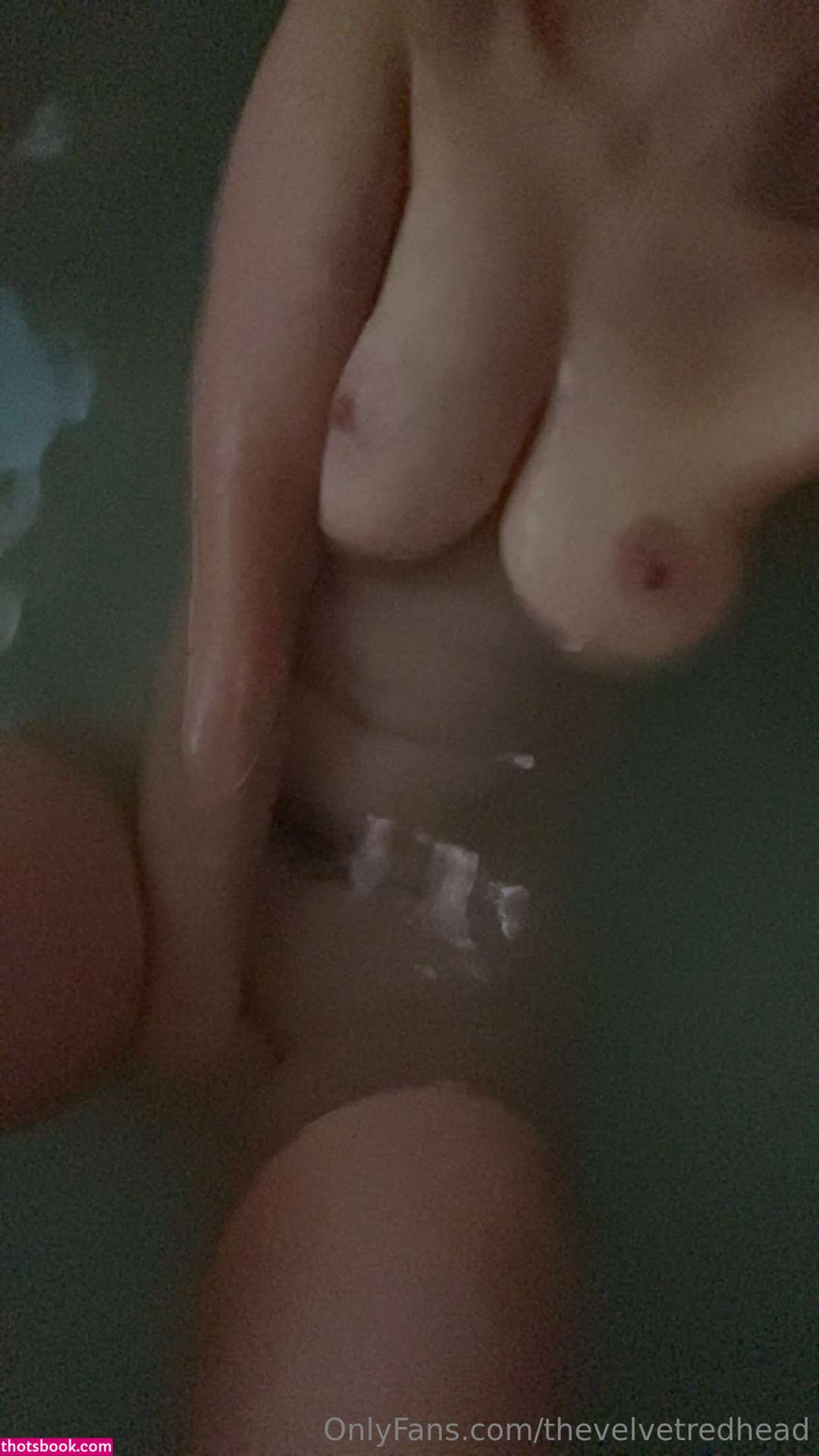 thevelvetredhead Photo #34