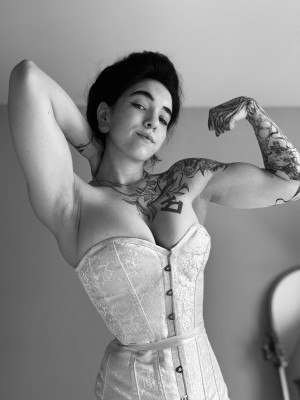 amberthevalkyrie Photo #16