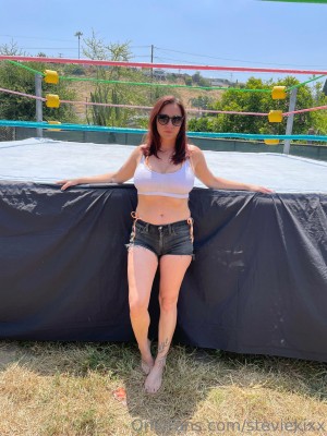 Stevie Kixx Photo #6