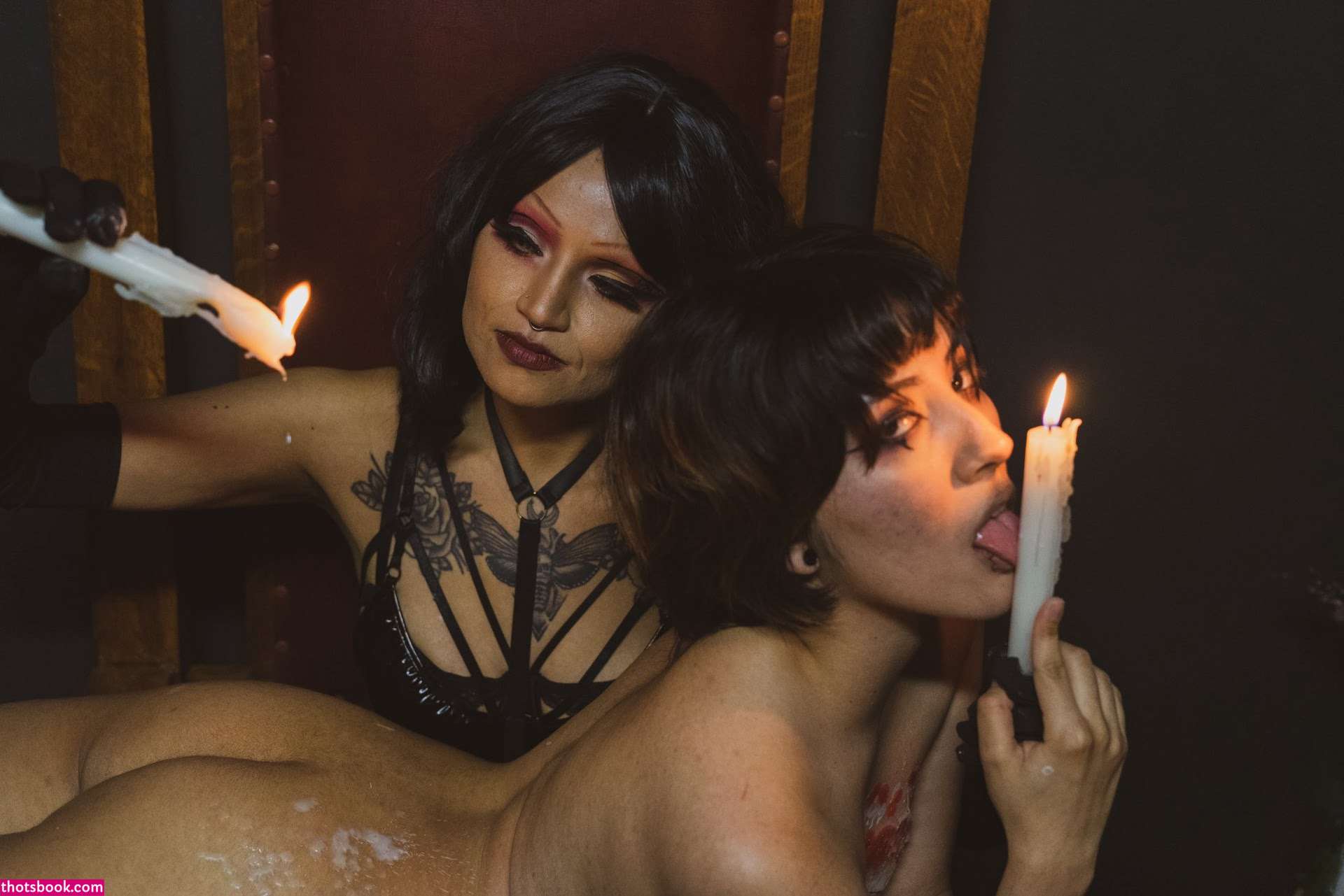 Clawsncuddles Photo #25