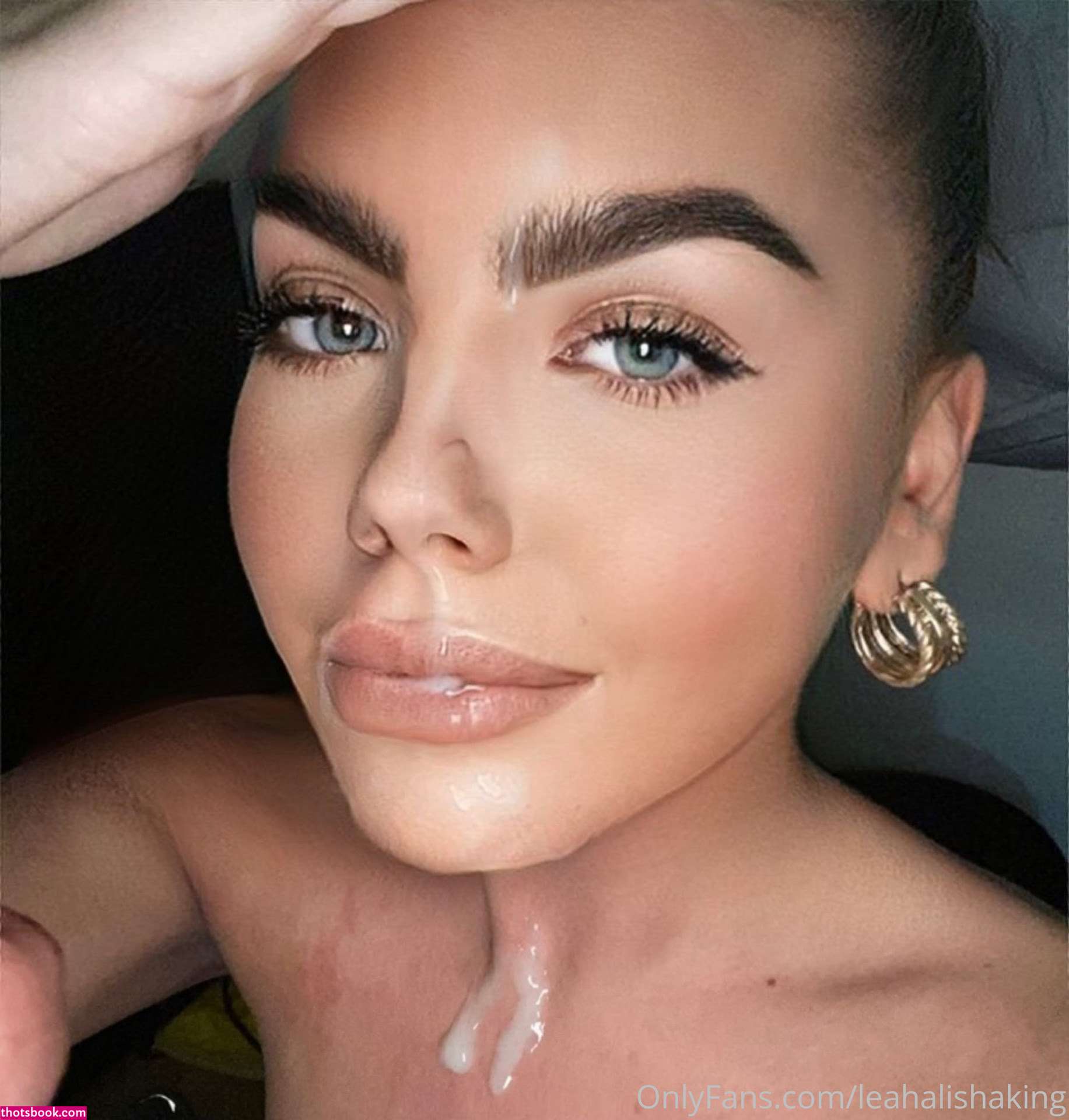 Leahalishaking Photo #21