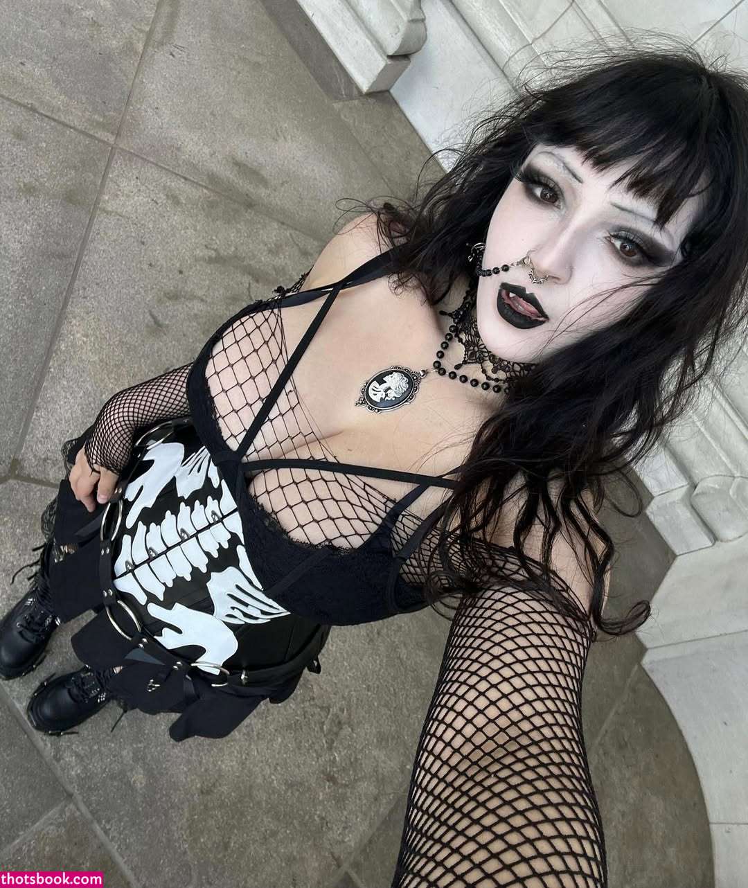 ghoulishbats Photo #19