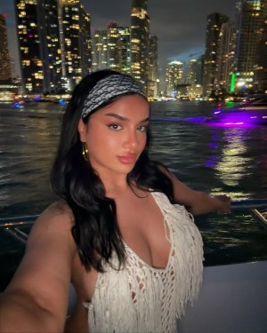 Alishbasheikh Photo #183