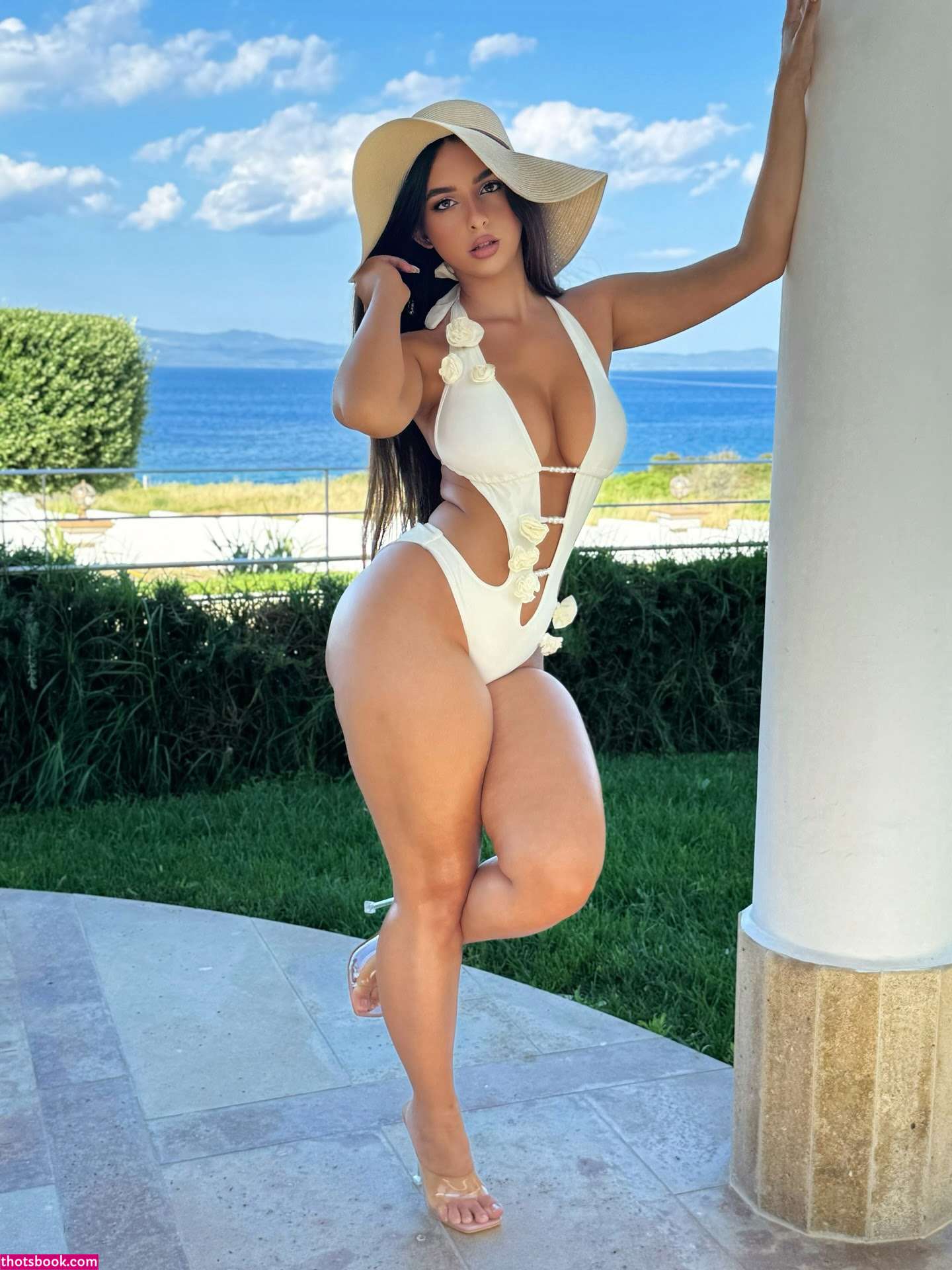 Eva Savagiou Photo #126