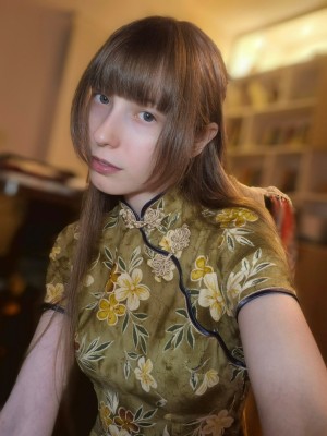 Kiki Glitter Photo #42