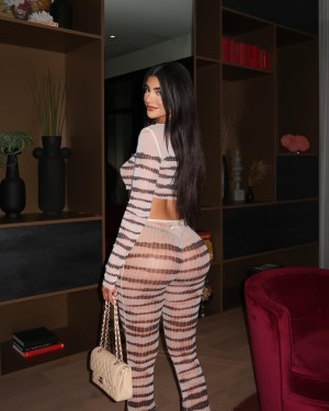 Miss Victoria Photo #31