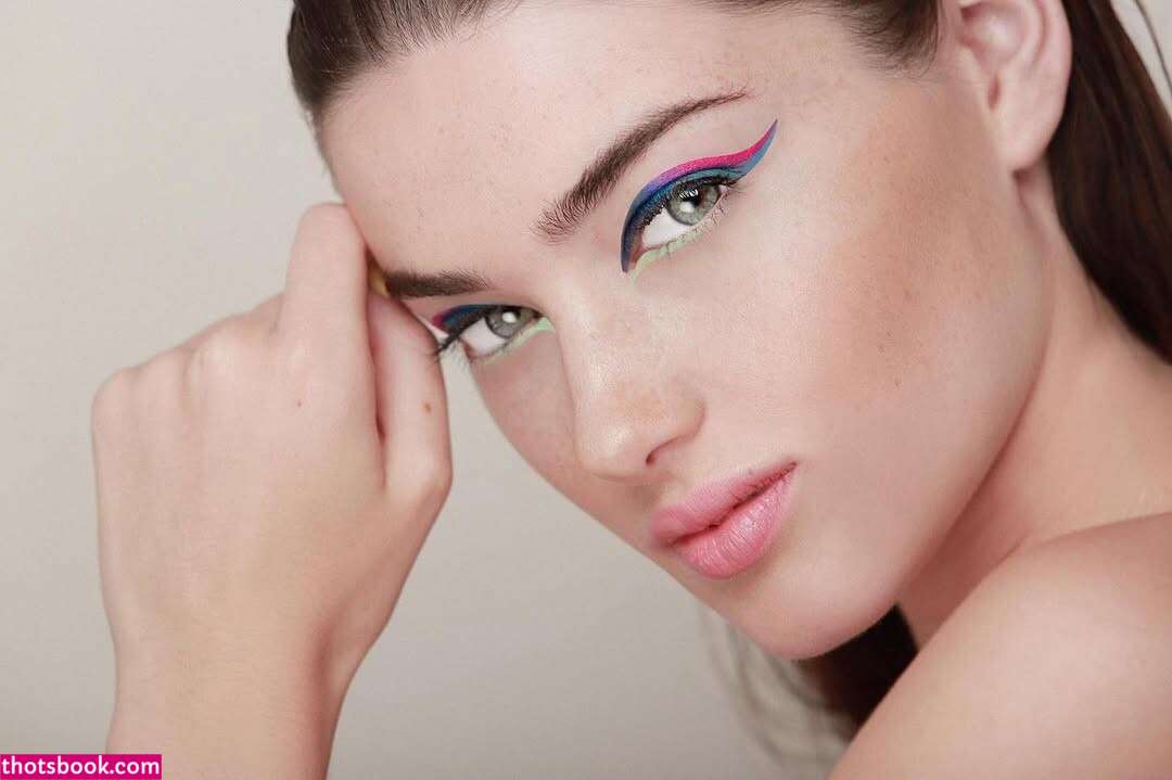 Sara Moratilla Photo #5