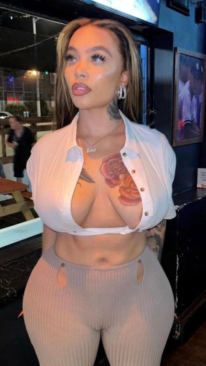 iamsaragold Photo #119