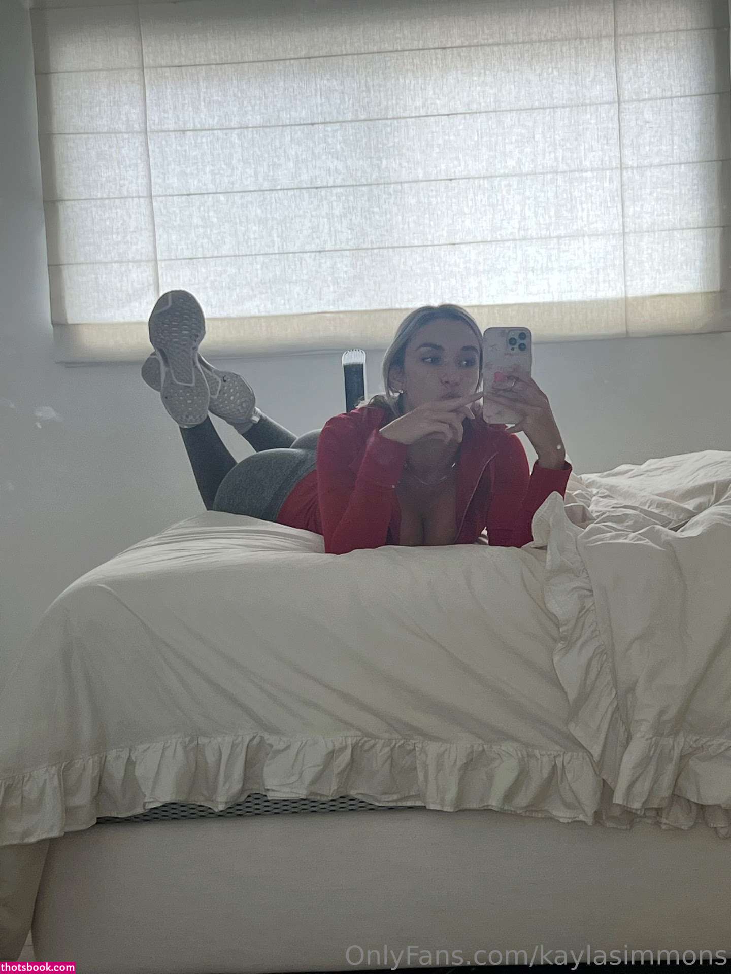 Kayla Simmons Photo #357