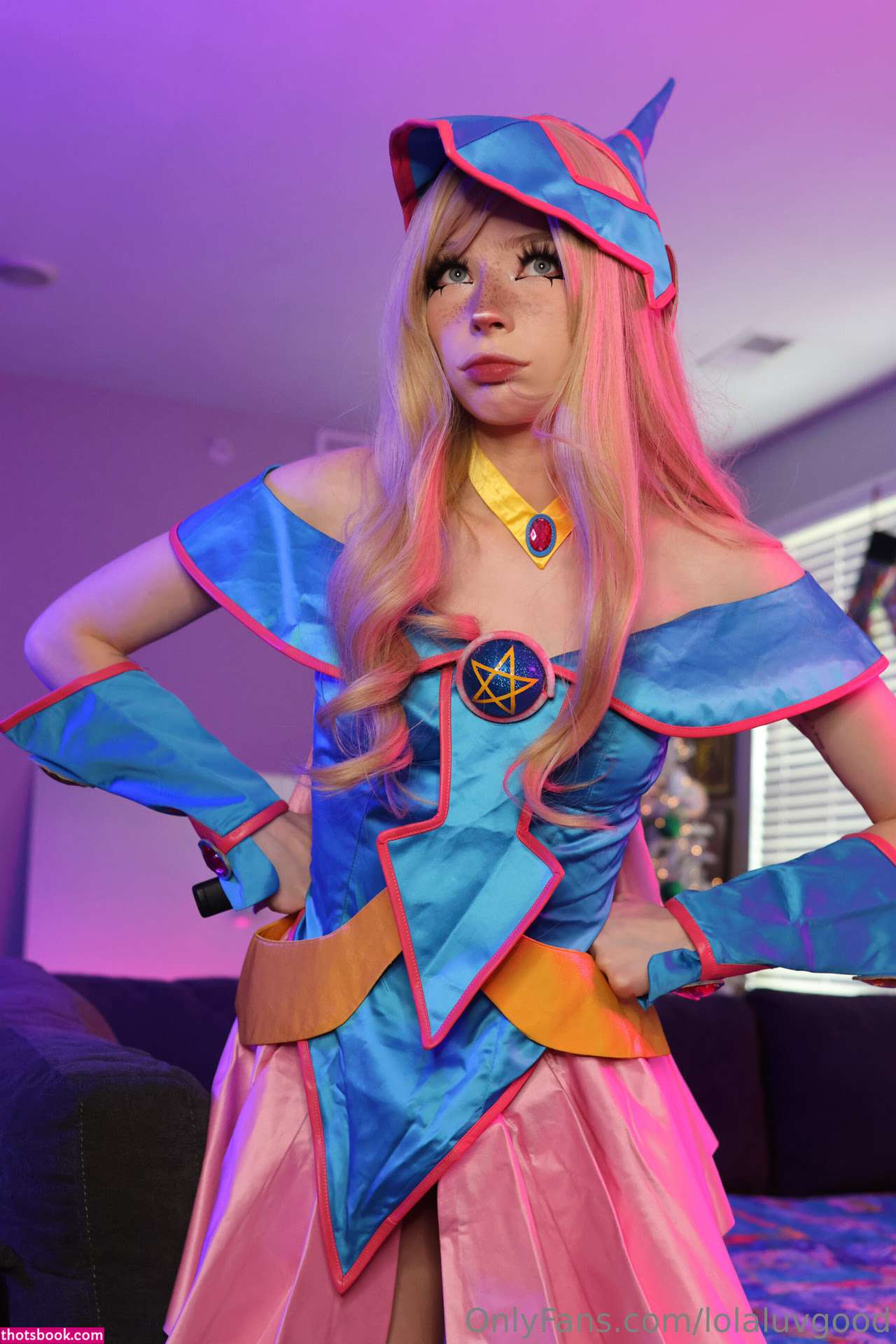 Lolalovegood Photo #22