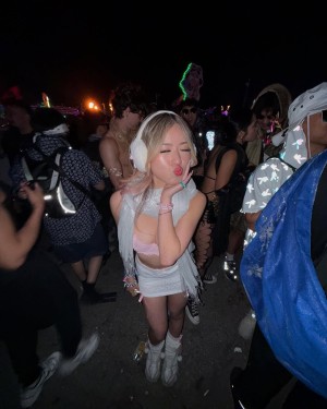 Celia Tran Photo #35