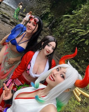 Larissa Rochefort Photo #20