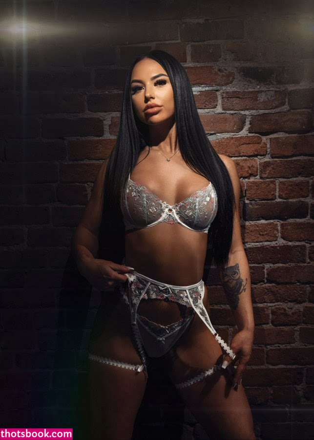 Fitbaddiee Photo #24