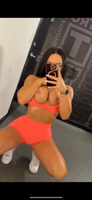 Fitbaddiee Photo #26