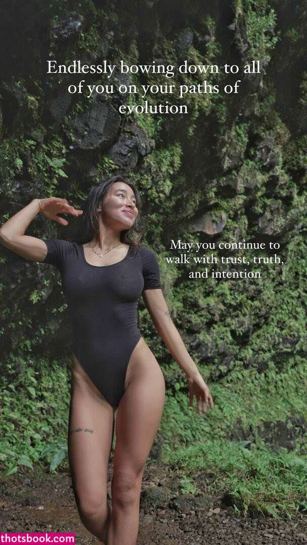 Hitomi Mochizuki Photo #59